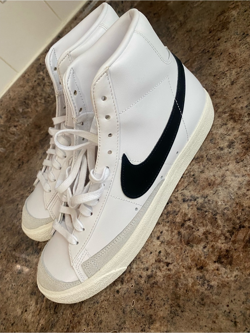 Nike blazer Mid ‘77 white/black men’s size 10.5 - Picture 3 of 7